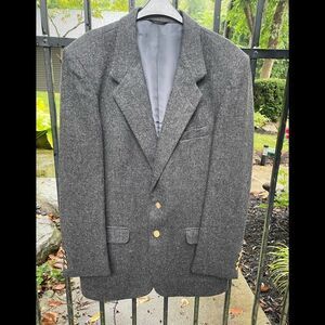 FARAH COMPANY vintage heathered grey wool blazer with super cool buttons